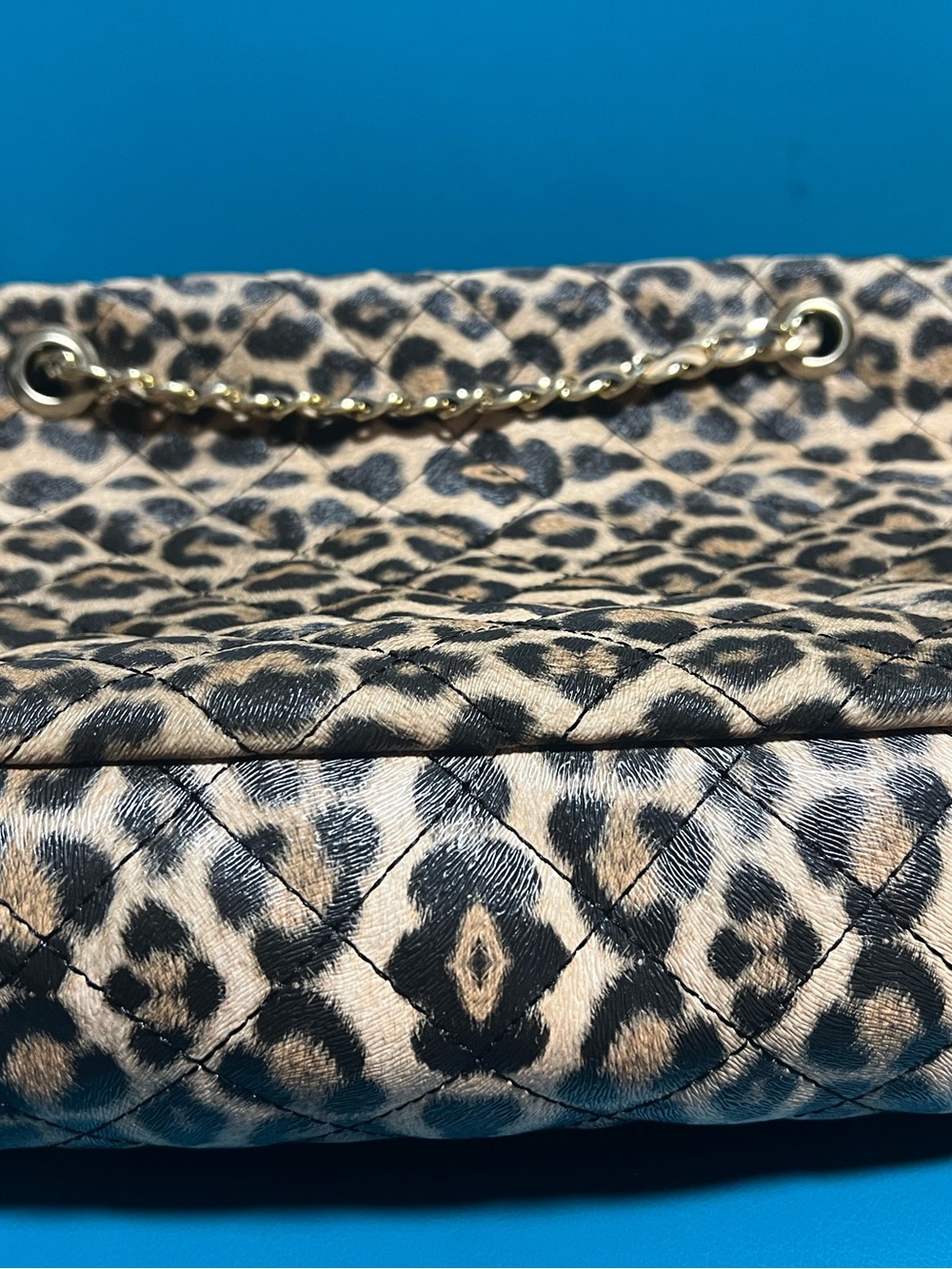 Quilted Leopard-Print Shoulder Bag with Gold Chain - Beige & Black